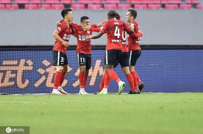 国产激情对白一区二区三区四